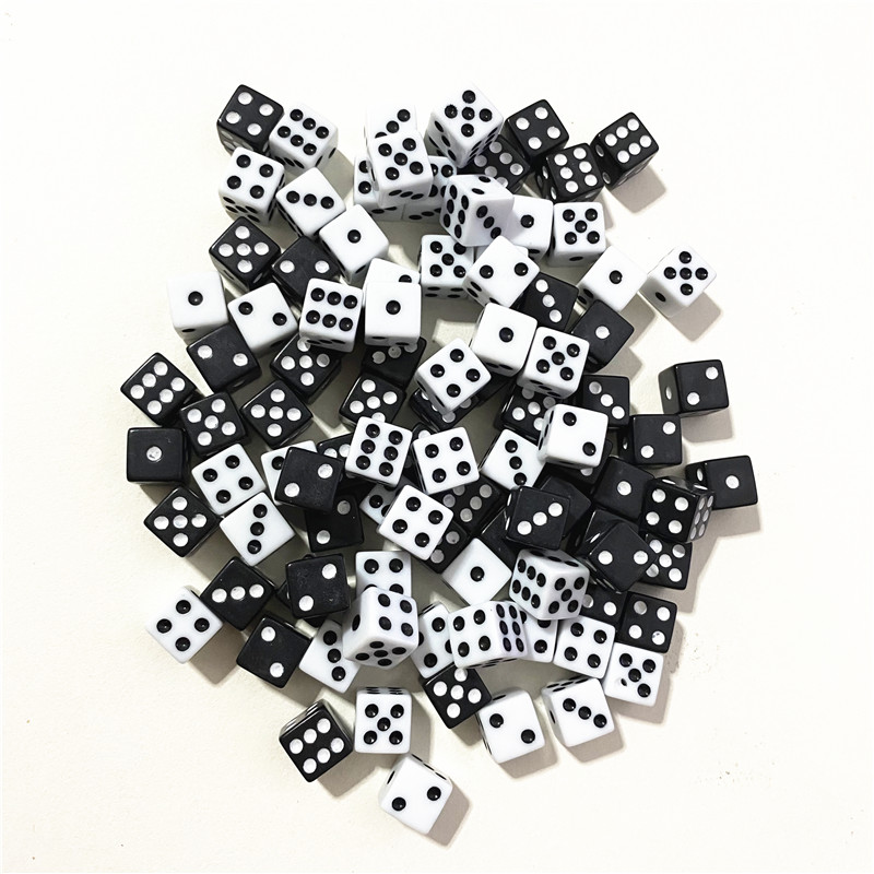 50 Piece 10mm Acrylic Square P - Party Games Gamecube recension och pris