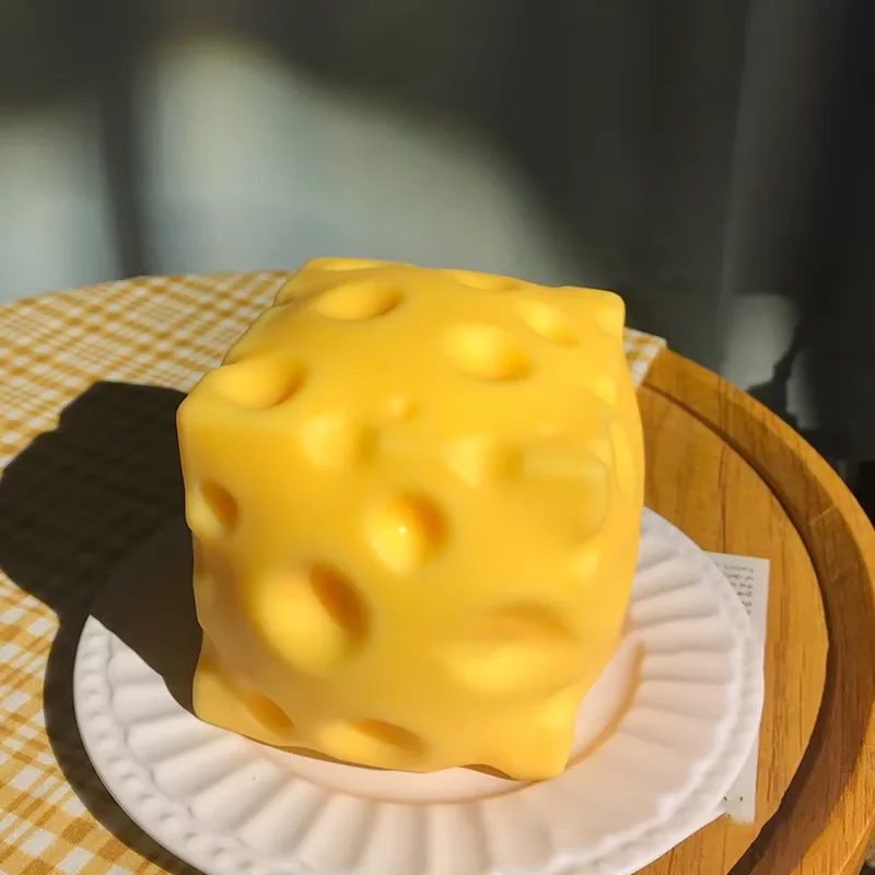 Cheese Squishy Slow Rising Dum - Party Games Spy recension och pris