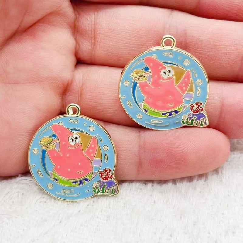 10pcs cartoon anime alloy oil  - Party Games Crazy recension och pris